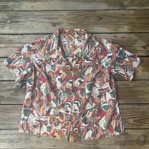 VTG Feather Print Short Sleeve Button Up